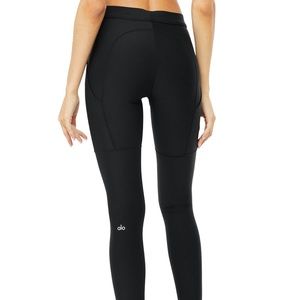 Alo High-Waist 4 Pocket Utility Legging size medium
